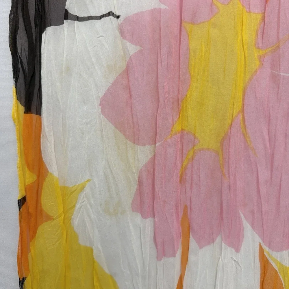 Vintage Gucci Tom Ford 100% Silk Floral Scarf Crinkled From 1999 Spring Summer